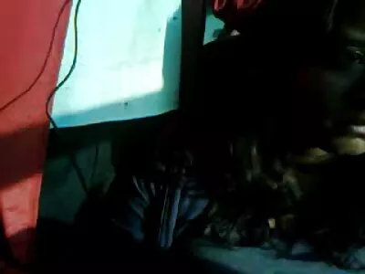 Kutt vdo seks petab oma naist üürikorteri omanikuga.