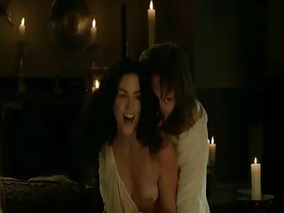 Nad röövisid panka ja nüüd free porno seks nad mitte ainult ei suple, vaid ka ajavad raha sisse.