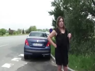 Heatujuline vdo seks kaunitar varjus, toitis ja andis persse.