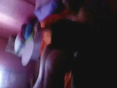 Ihane vana naine annab end noorele žigolole. sex pornho